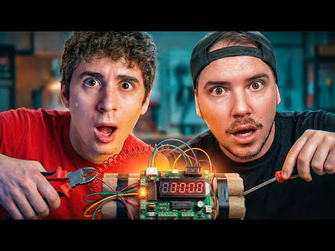 FAVIJ e MIKESHOWSHA vs 1 BOMBA a TEMPO (finita male)