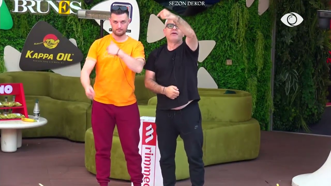 Nëse nuk do të të isha mirënjohëse…/ Juela- Stenaldos: Nuk më ul dot