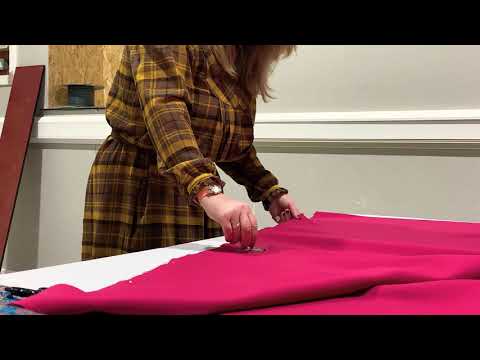 FABWORKS EASY MAKE PONCHO - VIDEO 4 - PINNING FABRICS TOGETHER HINTS & TIPS