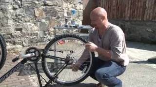 Bike Maintenance - Fix a Chain Jam