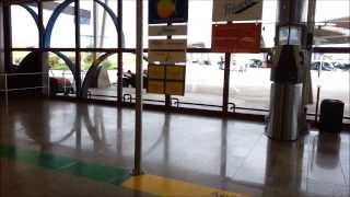 preview picture of video 'Yellowfish Transfers at the Faro Airport'