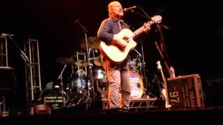 Colin Hay plays &quot;I want you back&quot; - Barenaked Ladies - Manchester Live 30/09/15
