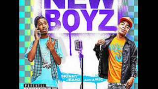 New Boyz - Way 2 many chickz