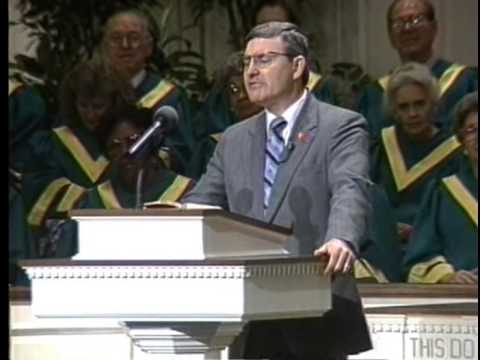 Hebrews 12:1-3 sermon by Dr. Bob Utley