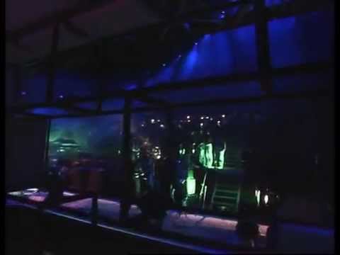 1   Pink Floyd The Wall Live in Berlin 1990   DVD rip