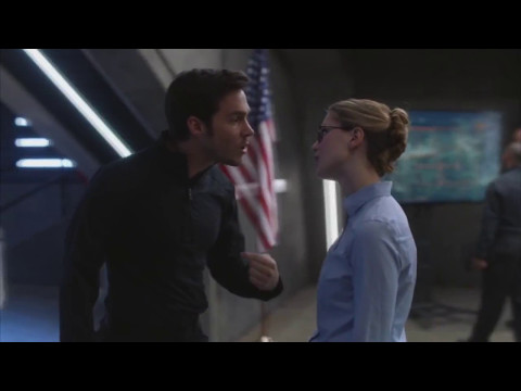2x13 Kara & Mon-el #6