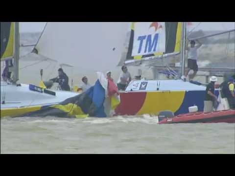 Monsoon Cup 2009 - Close Action Minoprio vs Richard