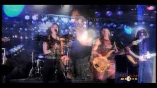 Juliette Lewis - Uh Huh - Live on Fearless Music