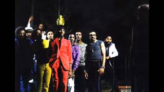 Bar-Kays - Feels Like I'm Falling In Love