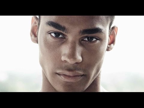 TOP BLACK MODELS 2014 - MALE
