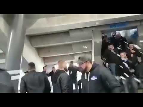 Schalke Fans singen über den Abstieg in Liga 2 (Bella Ciao)