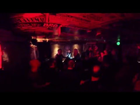 stahlschwester - obacht