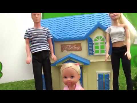 Barbie New Beetle Vehicle Car - Princess Surprise