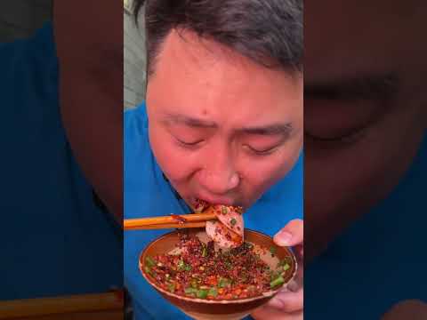 Um restaurante hot pot inaugurado na comunidade sem nenhum modelo de negócio, apenas produtos reais e pronto