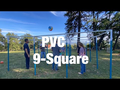 PVC 9 Quadrat, einstellbare Höhe durch Schnappklemmen und eine Teleskoprohranordnung.