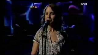 Marit Larsen Only a Fool Live @ NRK1