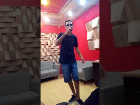 MC finin - mandando na hora