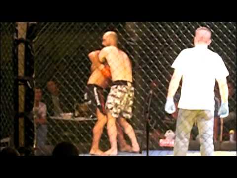 Leandro Frois (Gracie Barra Donosti) VS Mikel Cortes EH Fighters 5 (1/3)