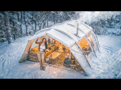 ❄️NEW YEAR CAMPING IN A SNOWY MOUNTAIN WITH A LUXURY TENT