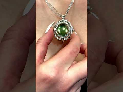 18K White Gold Large 16.98ct Peridot & Diamond Pendant Necklace, Ref. 280 15225