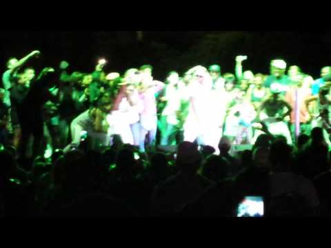 M.c. hammer u cant touch this 2013 detroit live