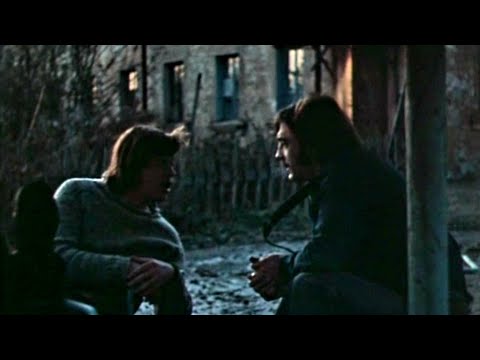 Караченцов и Боярский мёрзнут на улице | Старший сын (1975) | Фрагмент