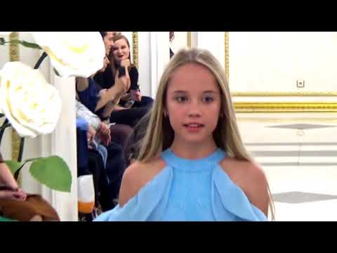 ST.PETERSBURG FASHION DAY - KIDS AUTUMN SHOW