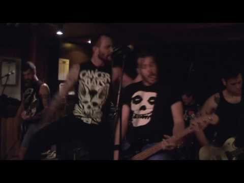 Meet the Storm - Cant plan regret (live at The Legend)
