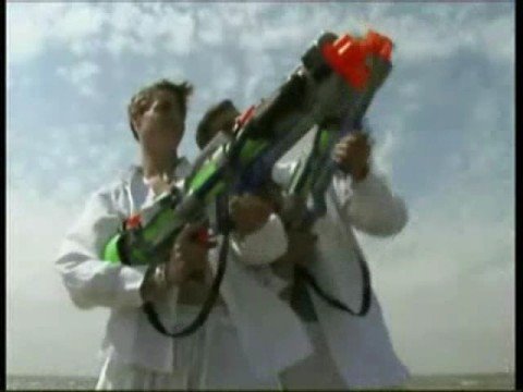 Cirq'ulation Locale - Just Another Boyband? (original full version)