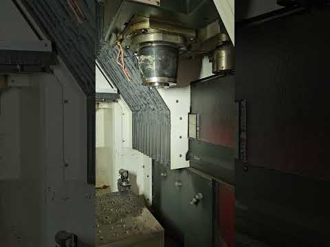 2015 MAZAK VCU-500A/2P Vertical Machining Centers | B.W. GUILD EQUIPMENT INC. (1)