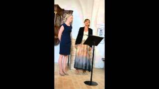 Tina Dickow Love all around