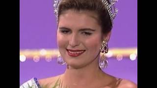 CROWNING MOMENT: Miss Universe 1992