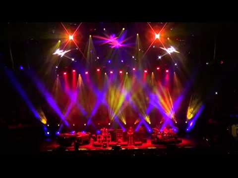 Phish | 12.29.11 | Mike's Song → Chalk Dust Torture → I Am Hydrogen → Weekapaug Groove