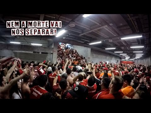 "O Inter é a alegria do meu coração" Barra: Guarda Popular • Club: Internacional