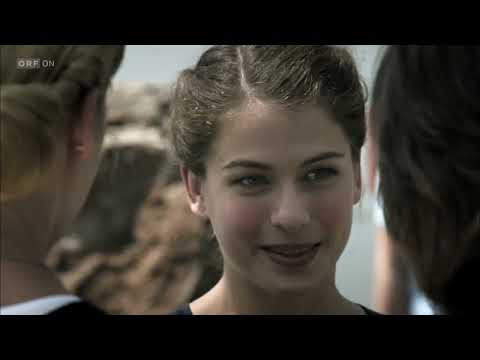 Die Fremde und das Dorf