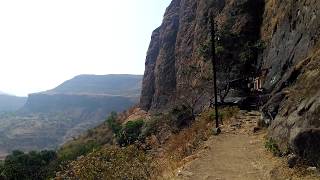 preview picture of video 'Trimbak Tour, Hills || Travel Shots Trimbakeshwar'