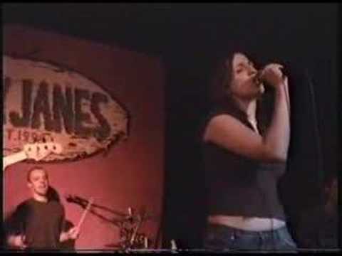 Sarah Shannon Part 1 (Lead Singer of Velocity Girl) 2002 Houston Live Concert