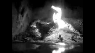 Bowery Electric - black light