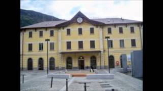 preview picture of video 'Annunci Treni alla Stazione di Tirano'