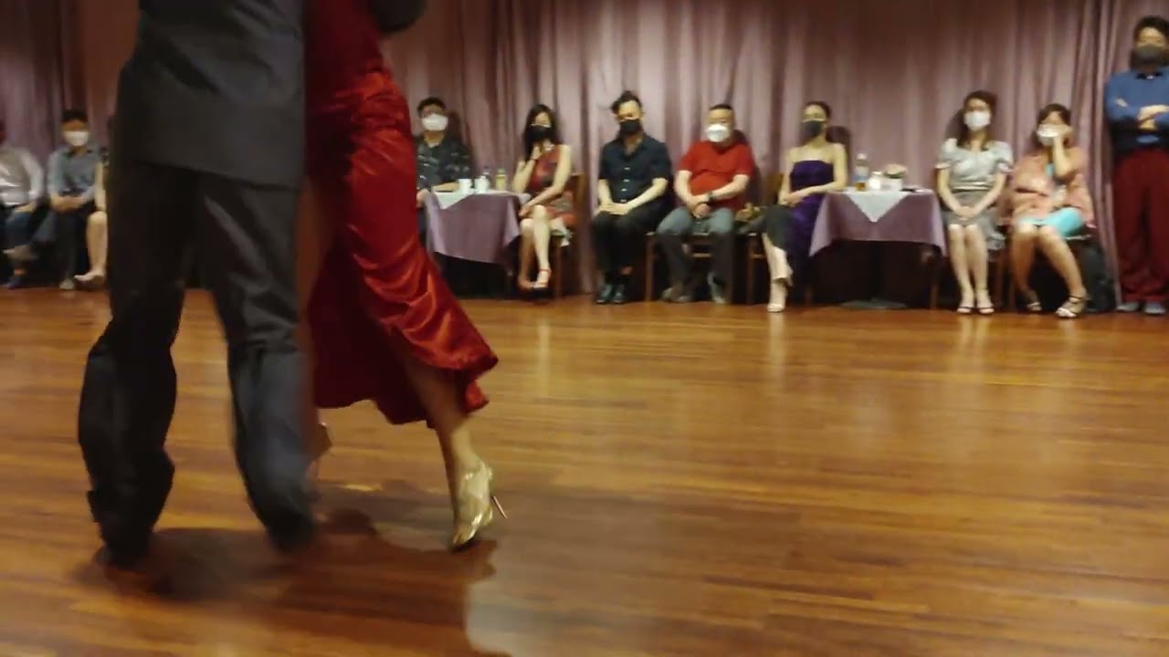 Video thumbnail for [Francisco Lomuto, Fernando Díaz - No hay tierra como la mía] Miguel Calvo & Pelin Ercan