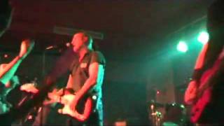 THE KIDS-no monarchy-i don't care-12XU-traffic-07-05-2011