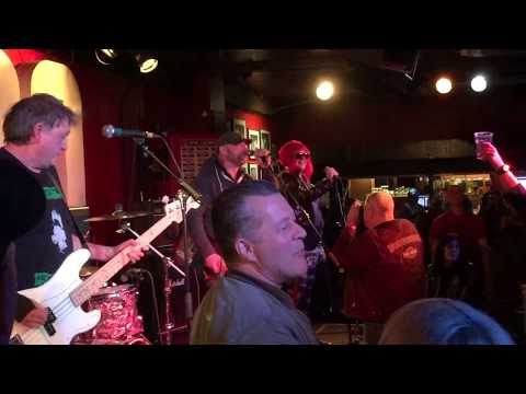 violators - live fast die young at 100 club london 14.04.2018