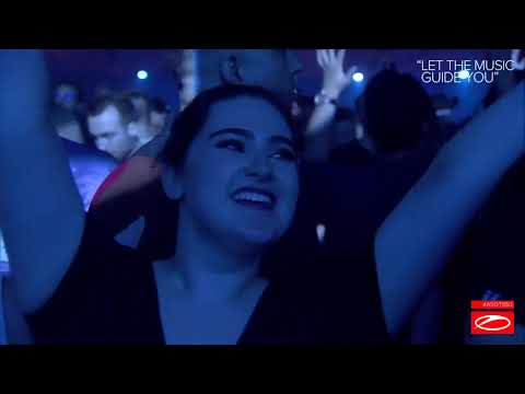 Aly & Fila with Plumb - Somebody Loves You (Aly & Fila Live @ ASOT950 Utrecht)