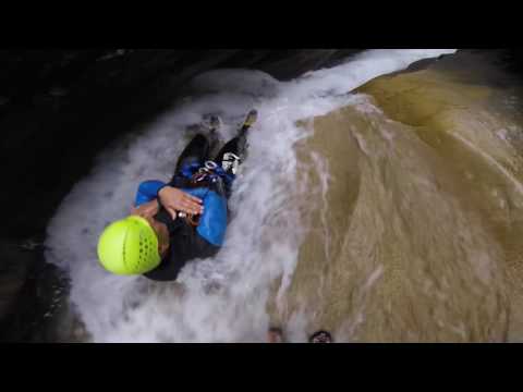 Carretera y cuerda#3 Camino a Italia. Paraísos de aventura.