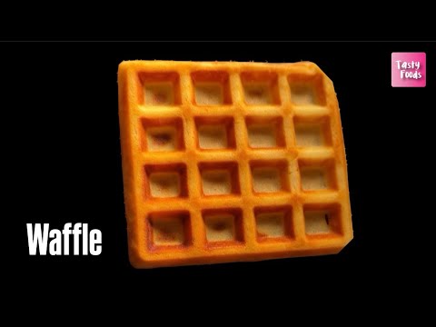 EGGLESS WAFFLES RECIPE with fresh strawberry