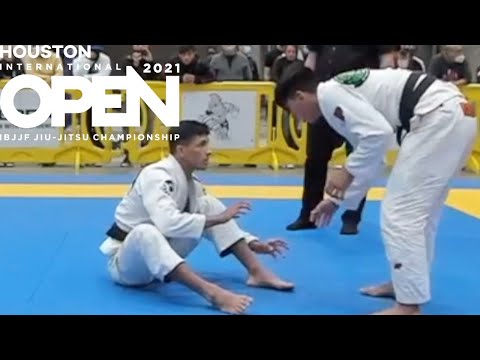 Bebeto Oliveira v Keven Carrasco / Houston Open 2021