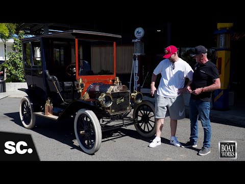 Tony Longhurst lets Brodie Kostecki steer Ford Model T