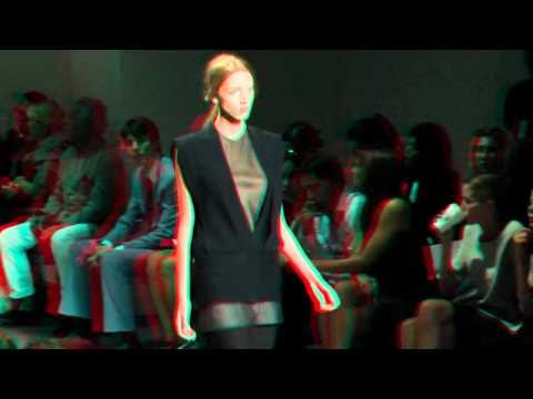 Calvin Klein Spring Summer 2011 Runway Show in 3D