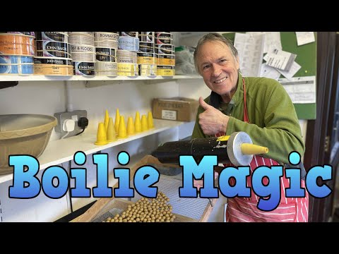 John Baker - Making Boilies With Rolling Table | Carp, Barbel