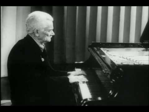 Alexander Goldenweiser plays Chopin Prelude in c minor, op. 28, no. 20.